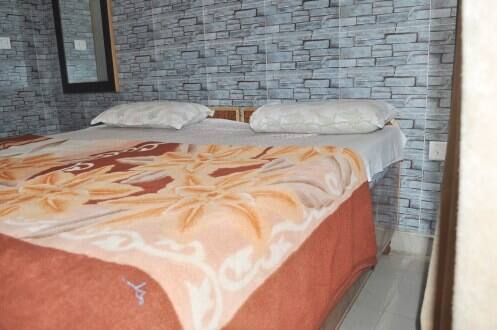 Shrine Guest House, Katra 2